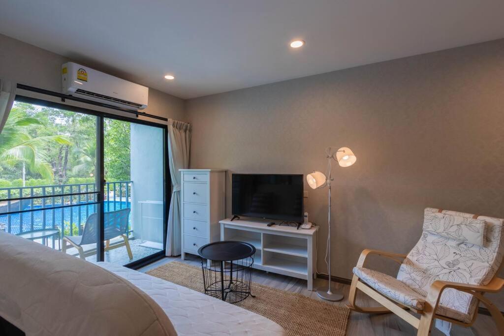Apartment Title Naiyang Excellent Location With Pool View
