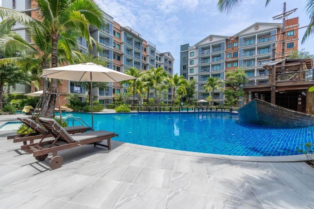 Title Naiyang Excellent Location With Pool View